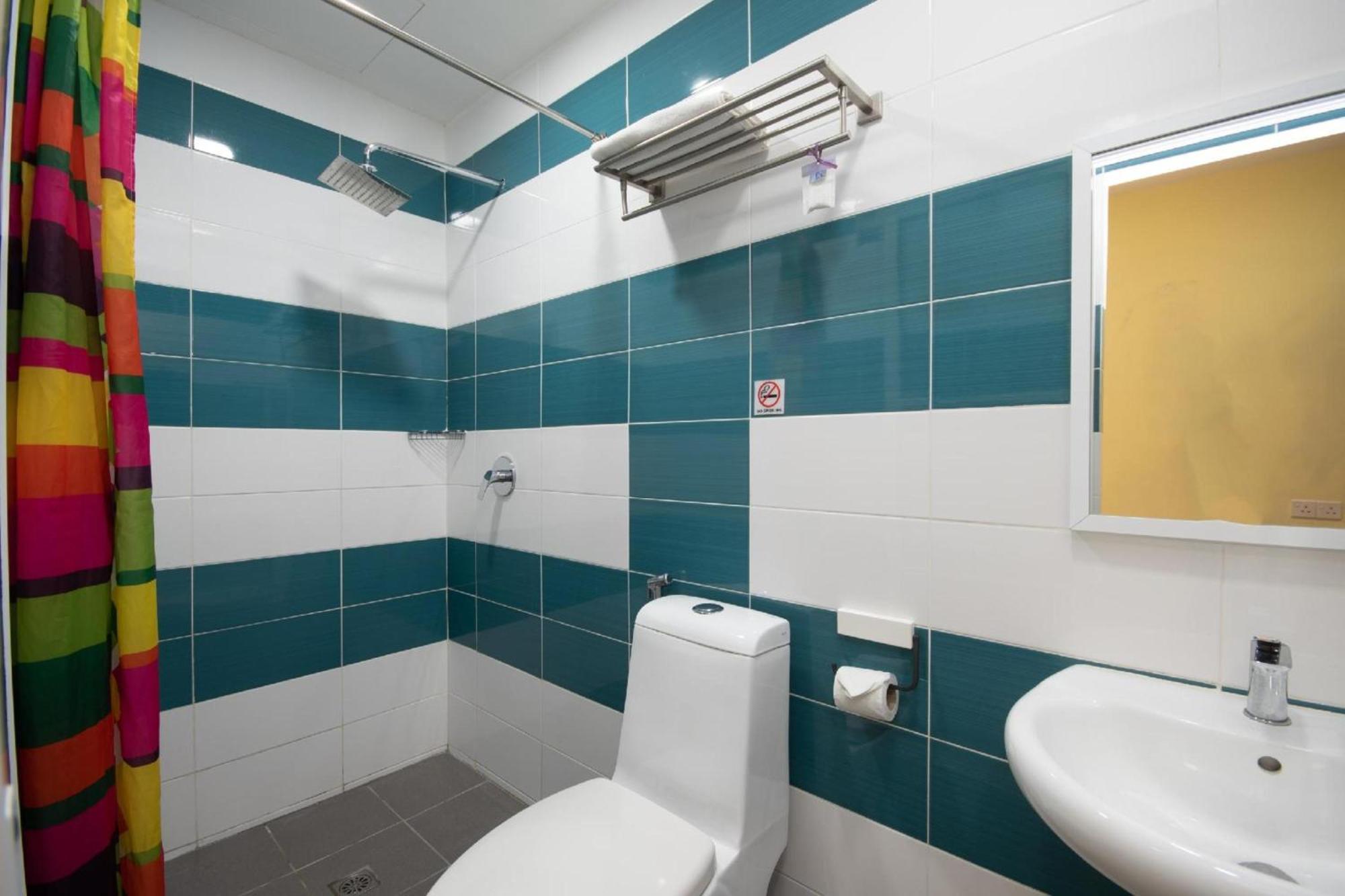 Capital O 89344 Labuan Avenue Hotel Luaran gambar